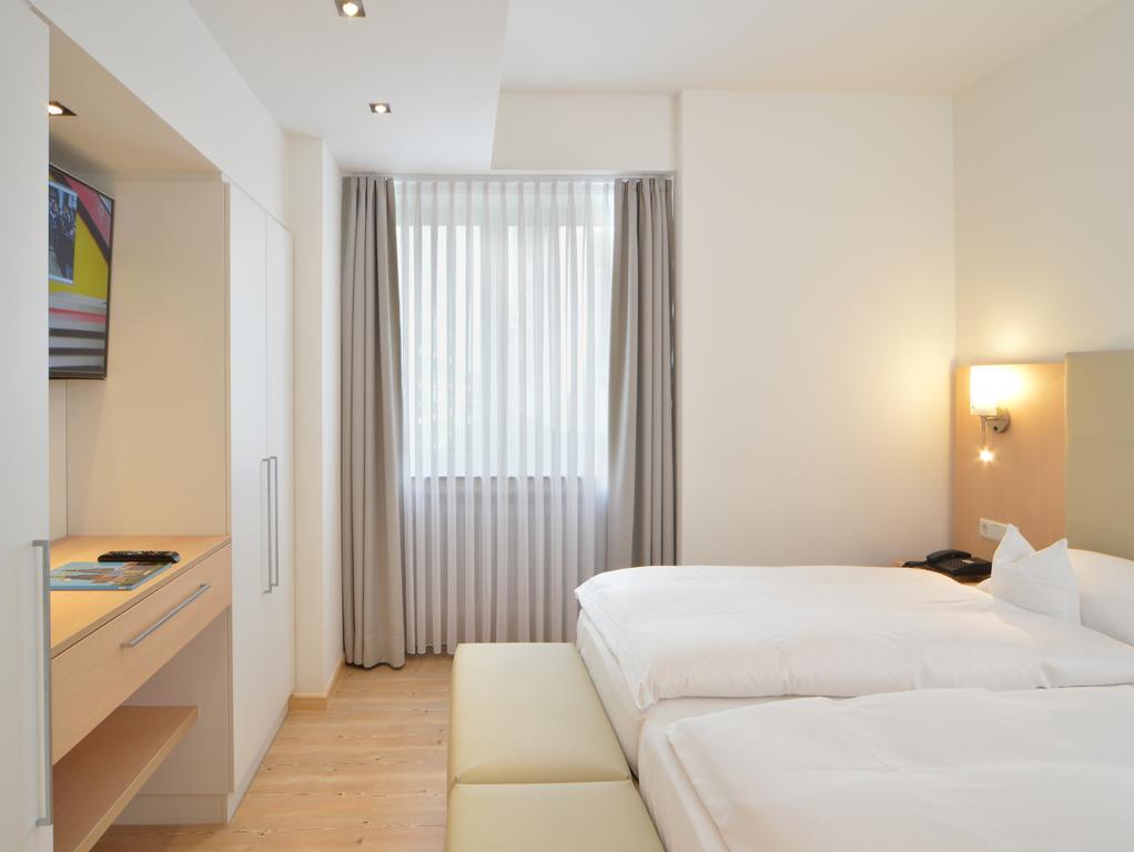 Hotel Ludwig Superior Kolonia
