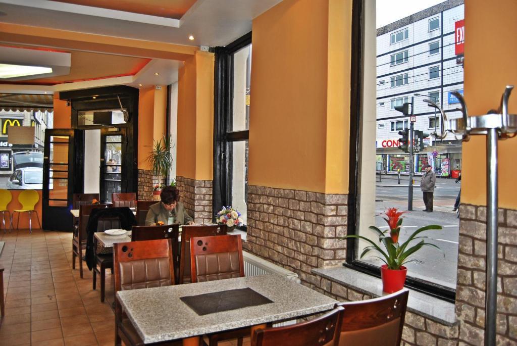 Koelnotel Hostel, & Auberge de jeunesse *