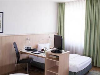 Astor & 4* Kolonia