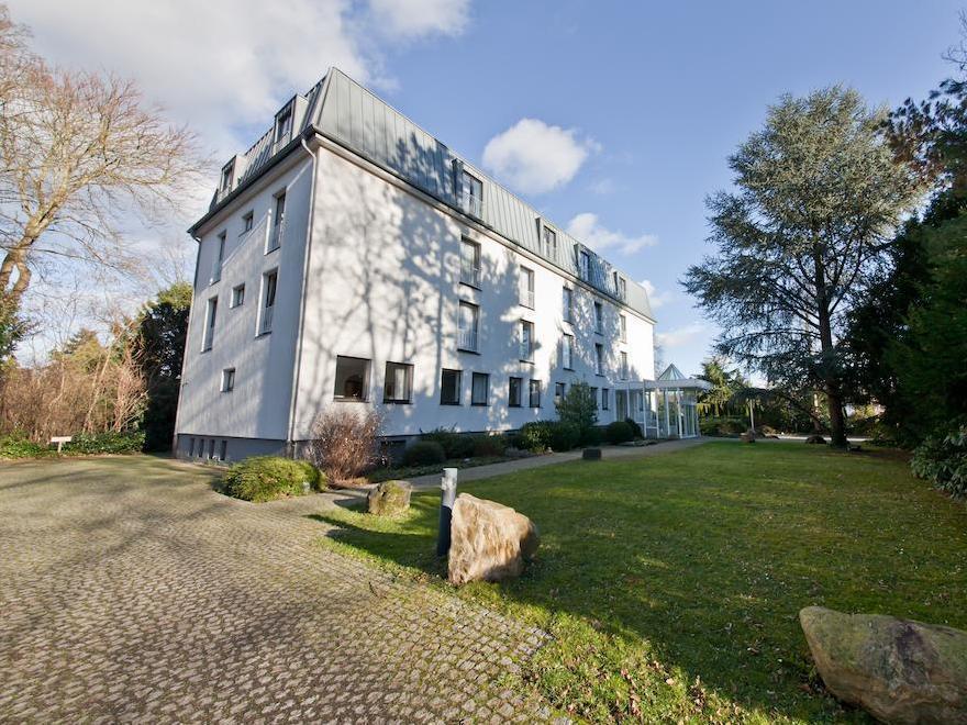 Select Silence Garden Hotel 4*