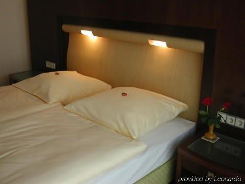 Royal 3*