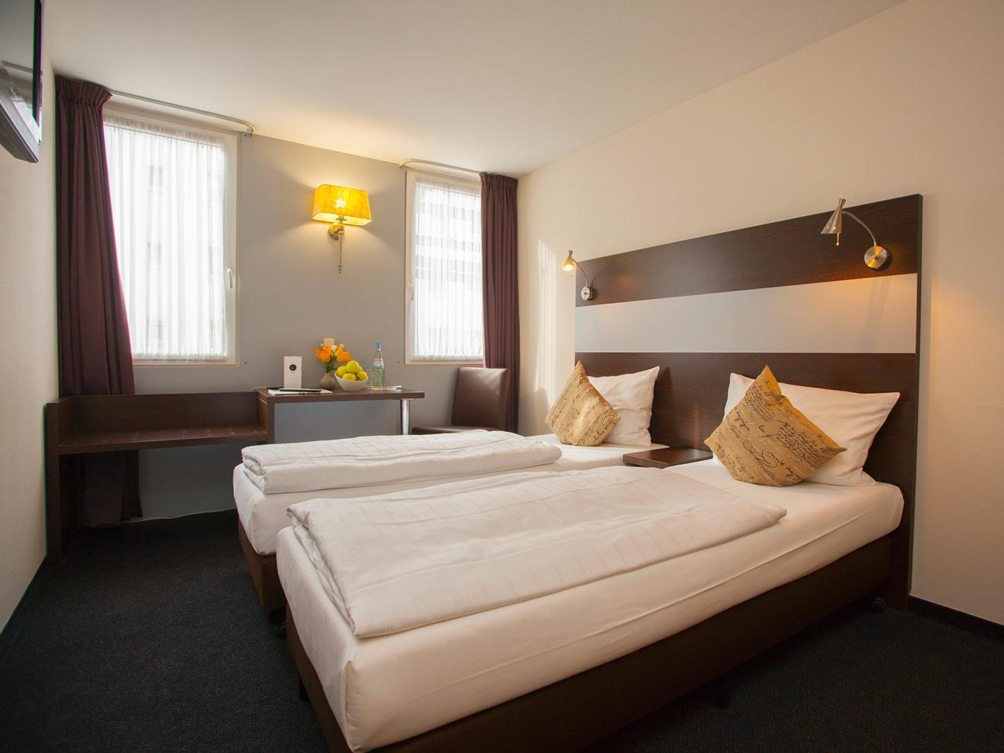 Centro Ayun 3* Colonia