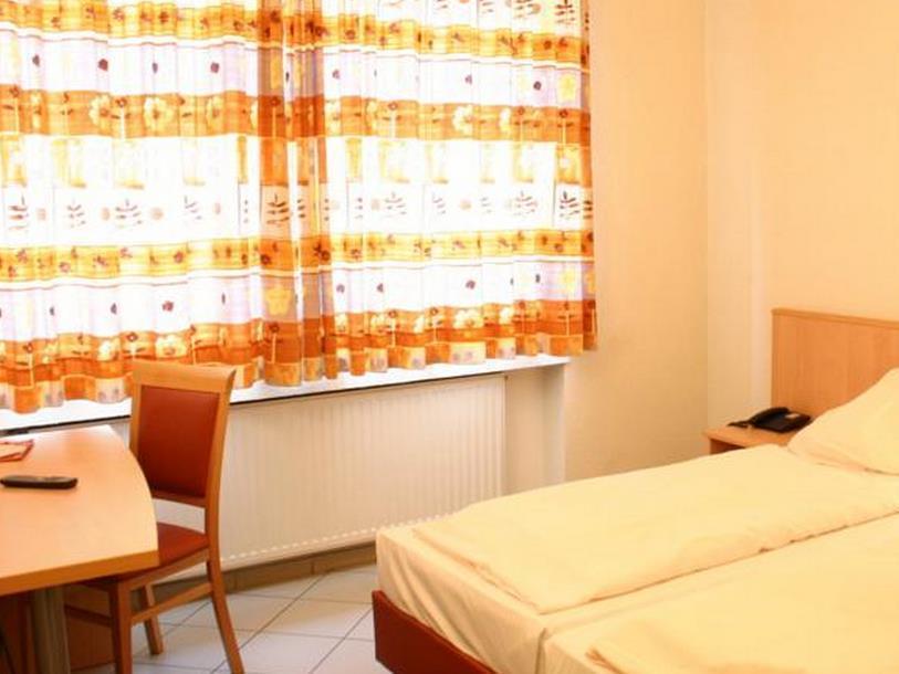 Elite An Der Universitaet Guest house Cologne