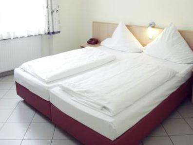 Elite An Der Universitaet Guest house 2*