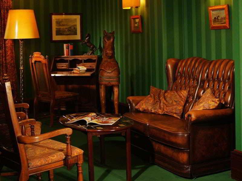 The Ascot Hotel 4*