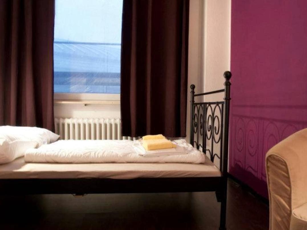 Station - For Backpackers Albergue