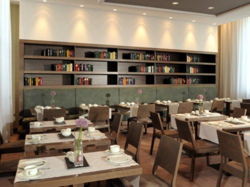 Hotel Stadtpalais 4*