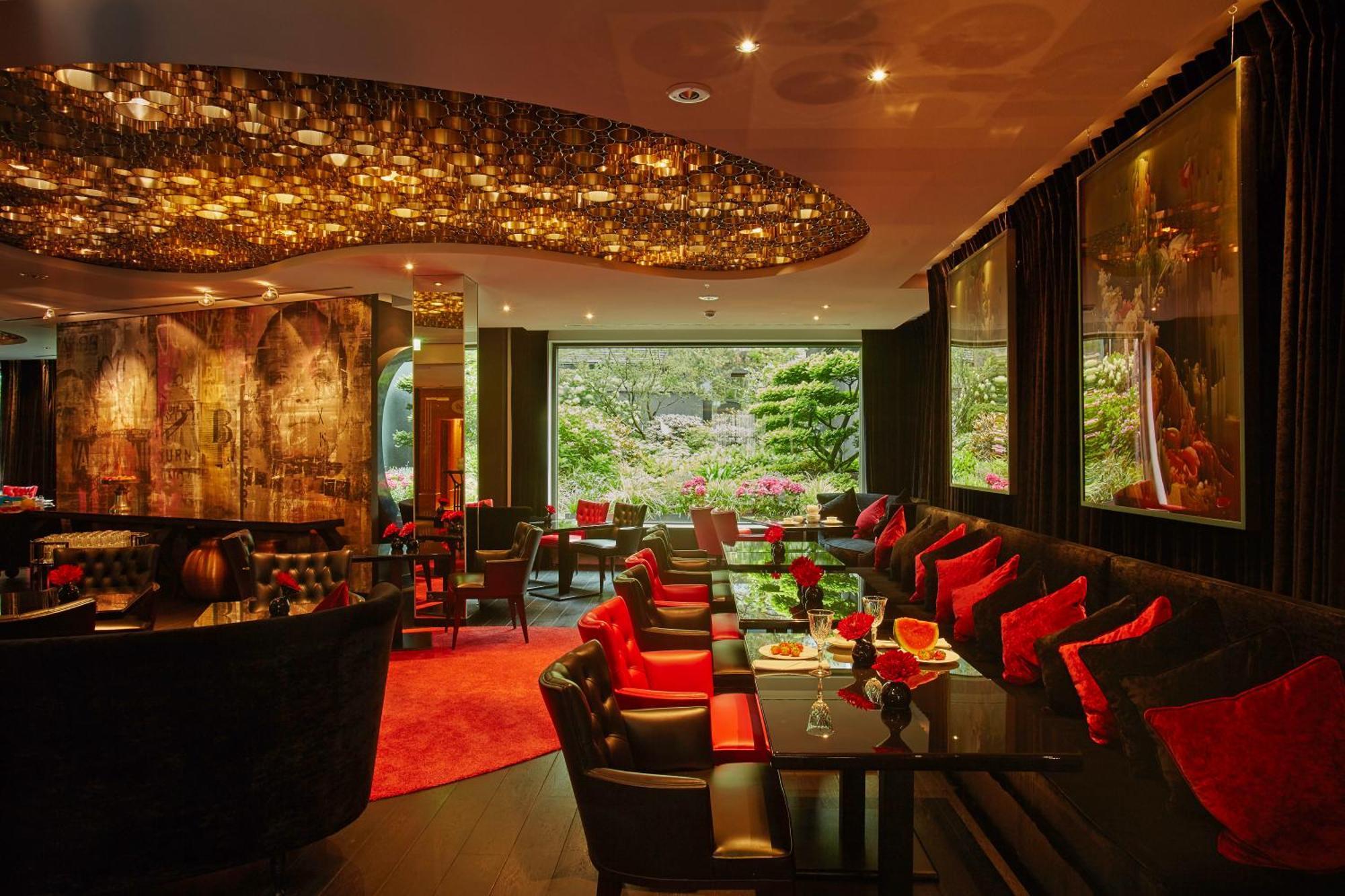 Savoy Hotel 4*