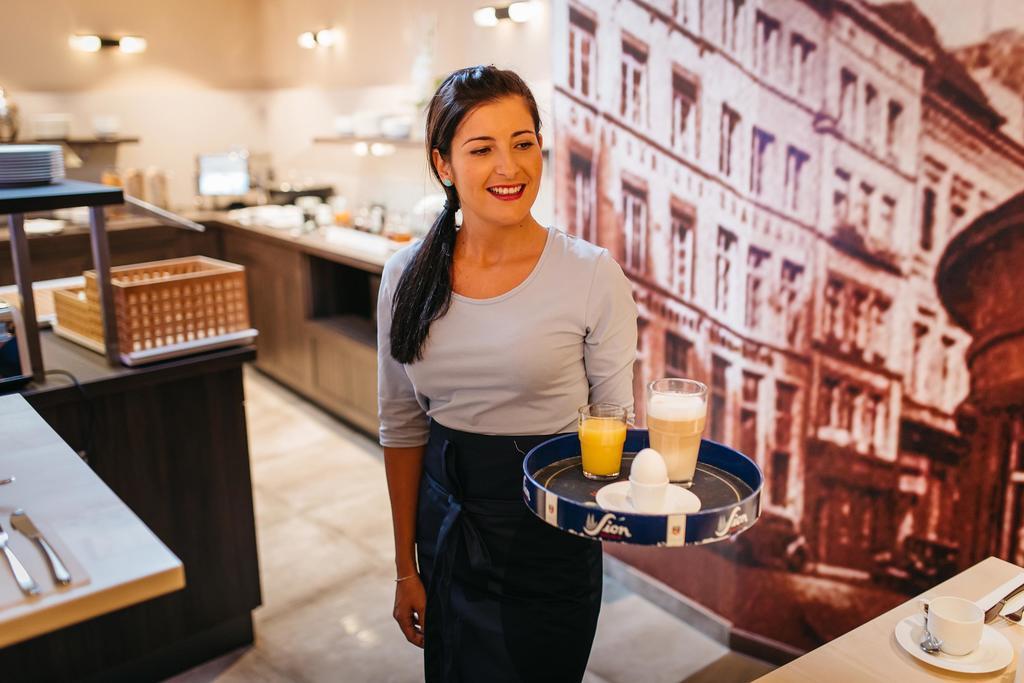 Sion Hotel Kolonia