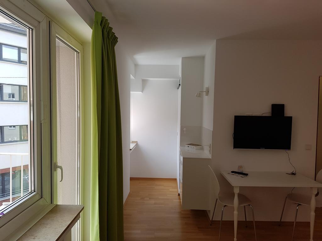 Rent A Gereonswall