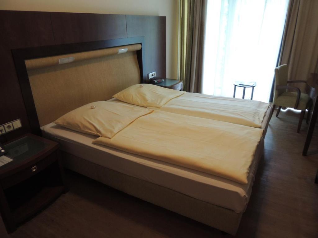Royal Hotel