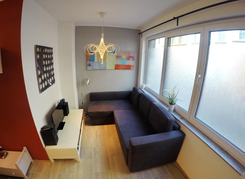 Christian Apartamento