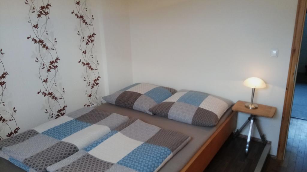 Konigsforst Apartment *