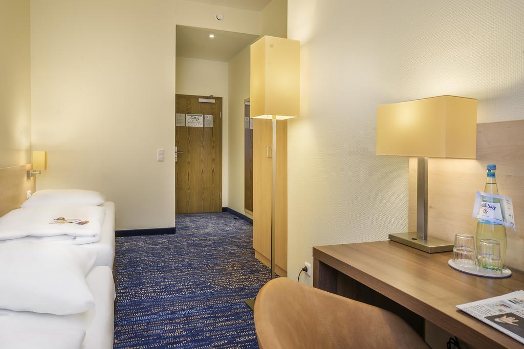 Mercure Airport 3* Köln