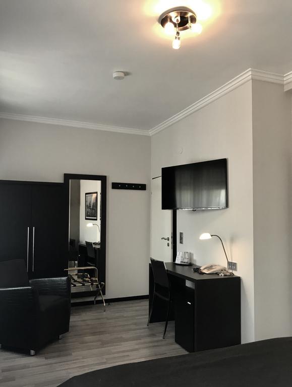Hotel Mauritius Komfort In Der Altstadt 3*