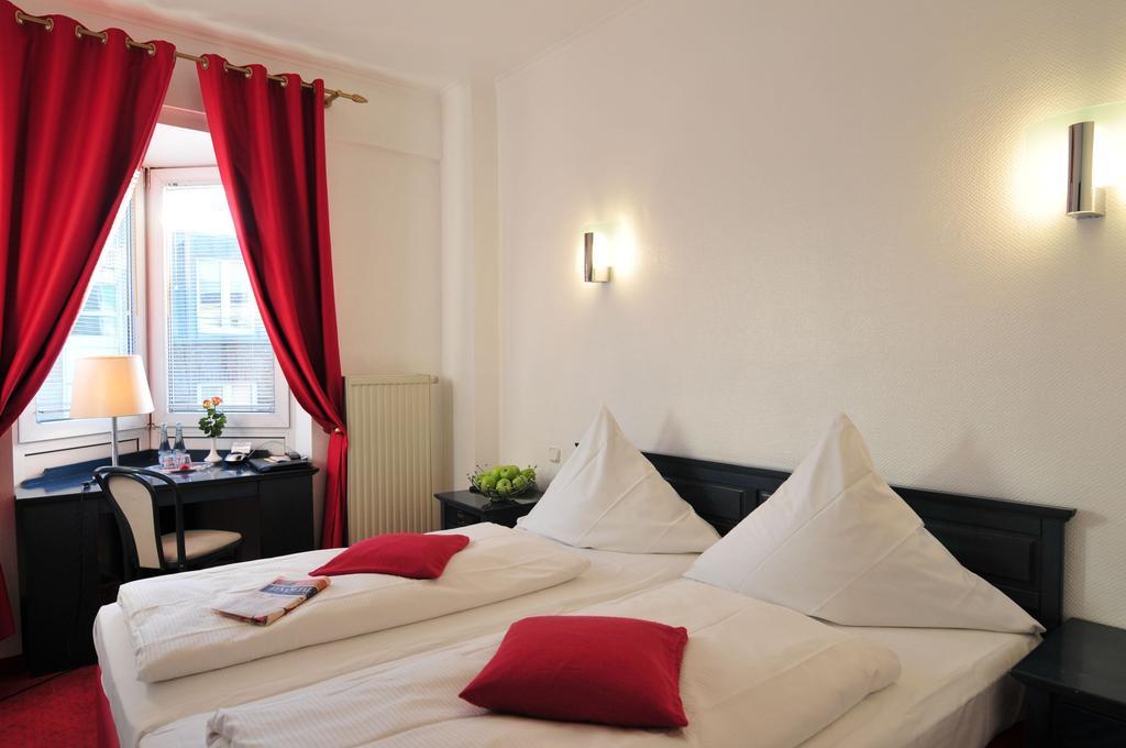 Hotel Cerano Am Dom