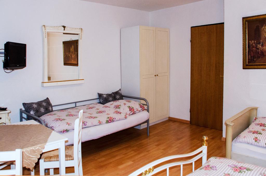 Hotel-garni Ziegenhagen 3*
