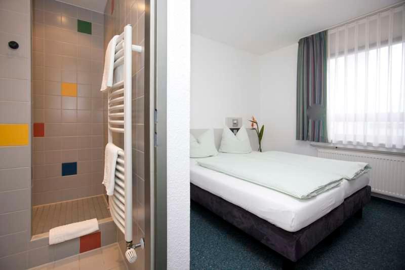 Hostel Koeln-deutz Keulen