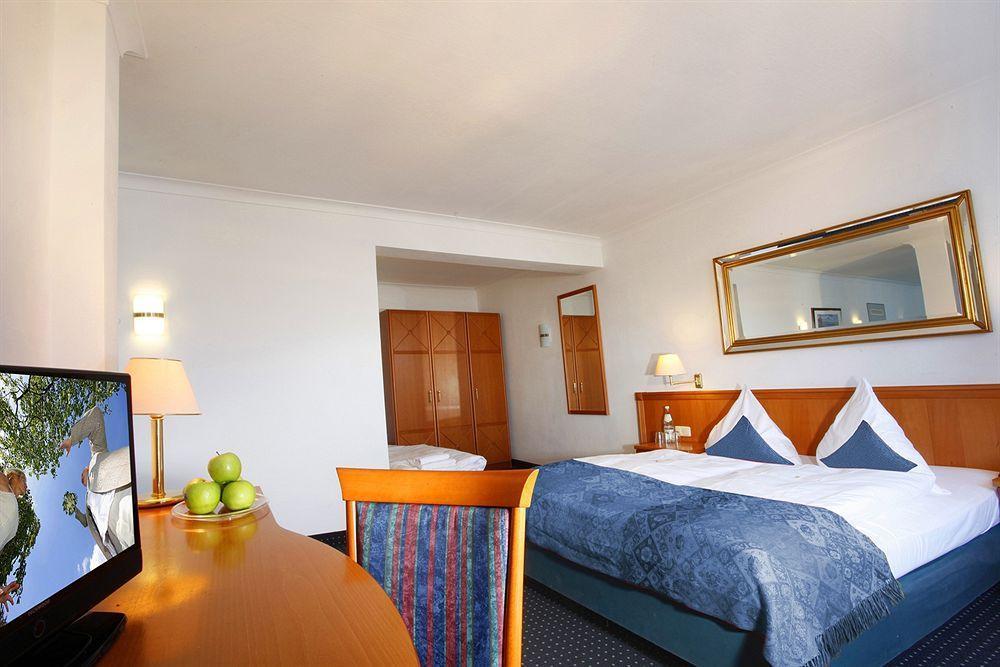 Hotel Centro Royal 3*