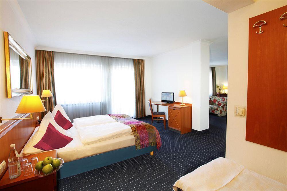 Centro Royal 3* Köln