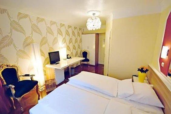 Hotel Boutique 003 Am Dom, Trademark Collection By Wyndham 3*