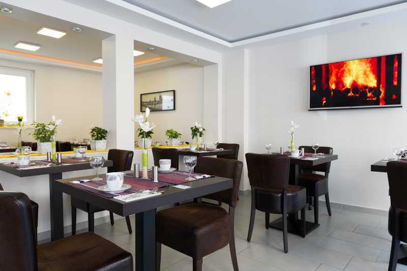 Hotel Buergerhof 3*