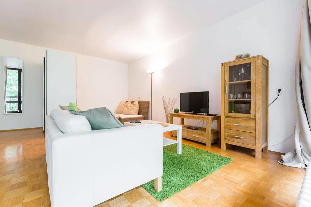 Mewo - In Der Messestadt Cologne