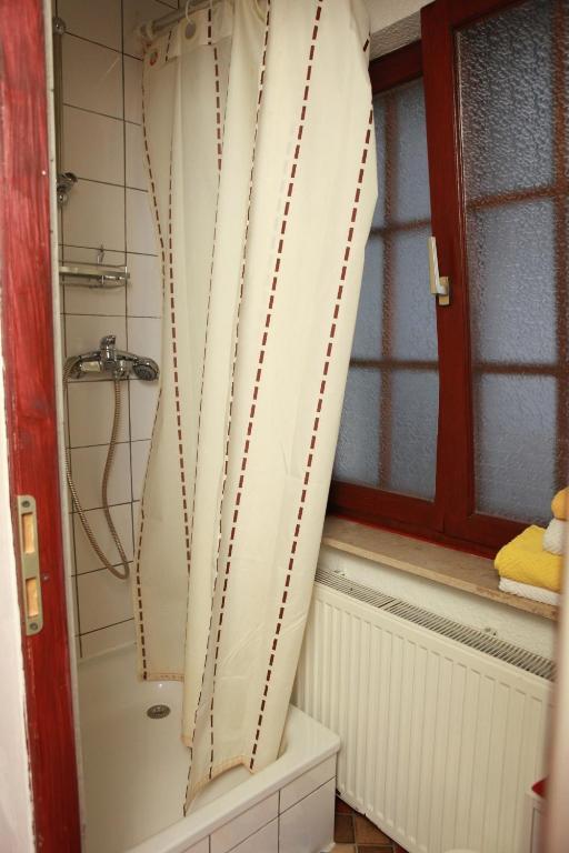 Aparthotel Haus Enteresan 2*