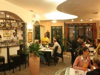 Hotel Altera Pars 3*