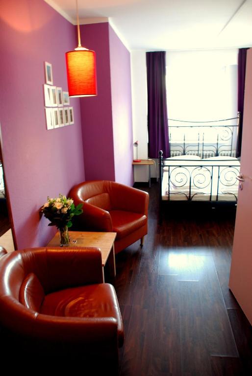 Station - For Backpackers