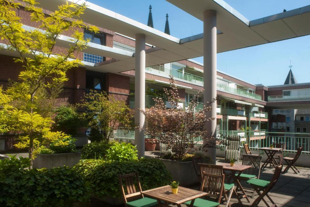 Residenz Am Dom Boardinghouse Apartahotel 4*