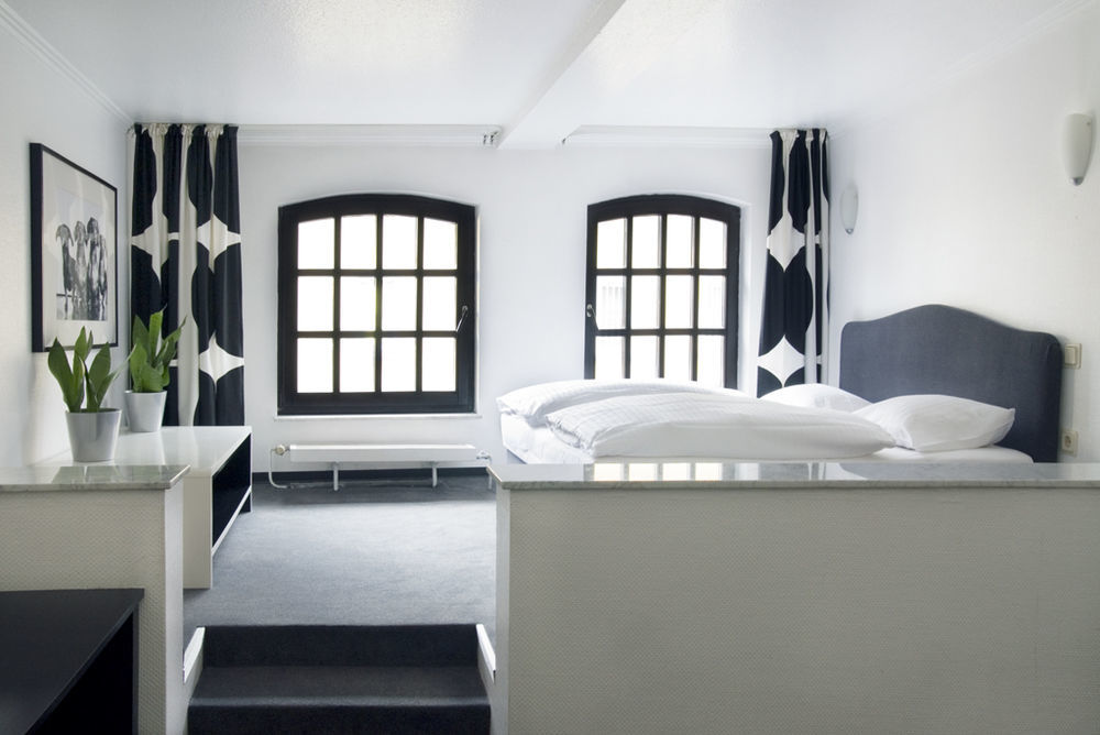 Hotel Rugs 4*