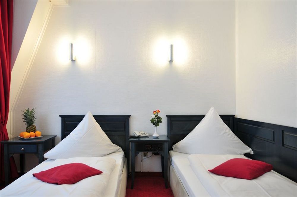 Cerano Am Dom Hotel