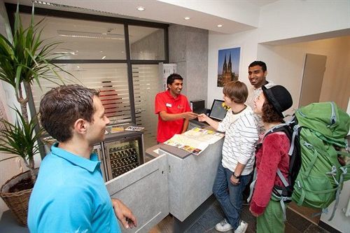 Pathpoint - Backpacker Hostel *