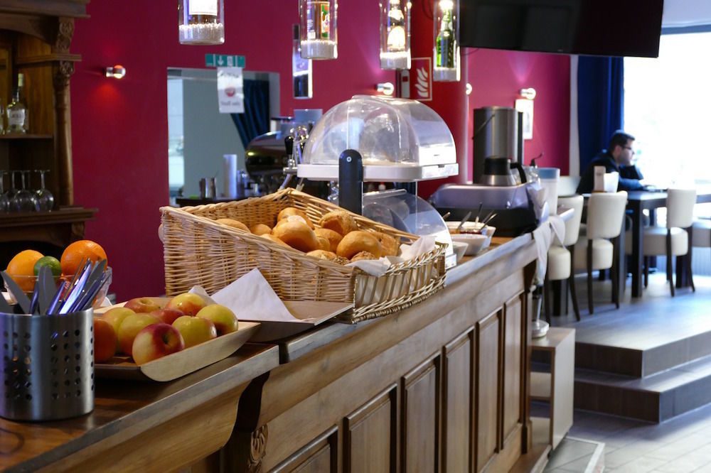 Station - For Backpackers *