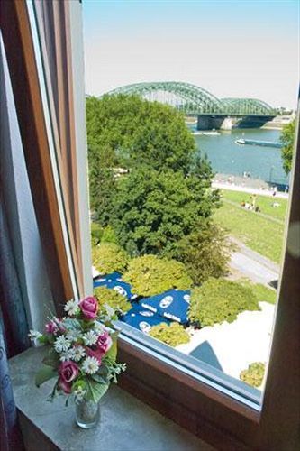 Kunibert Der Fiese Cologne