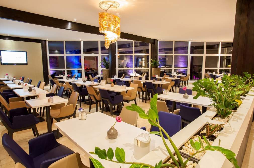 Centro Ayun Hotel
