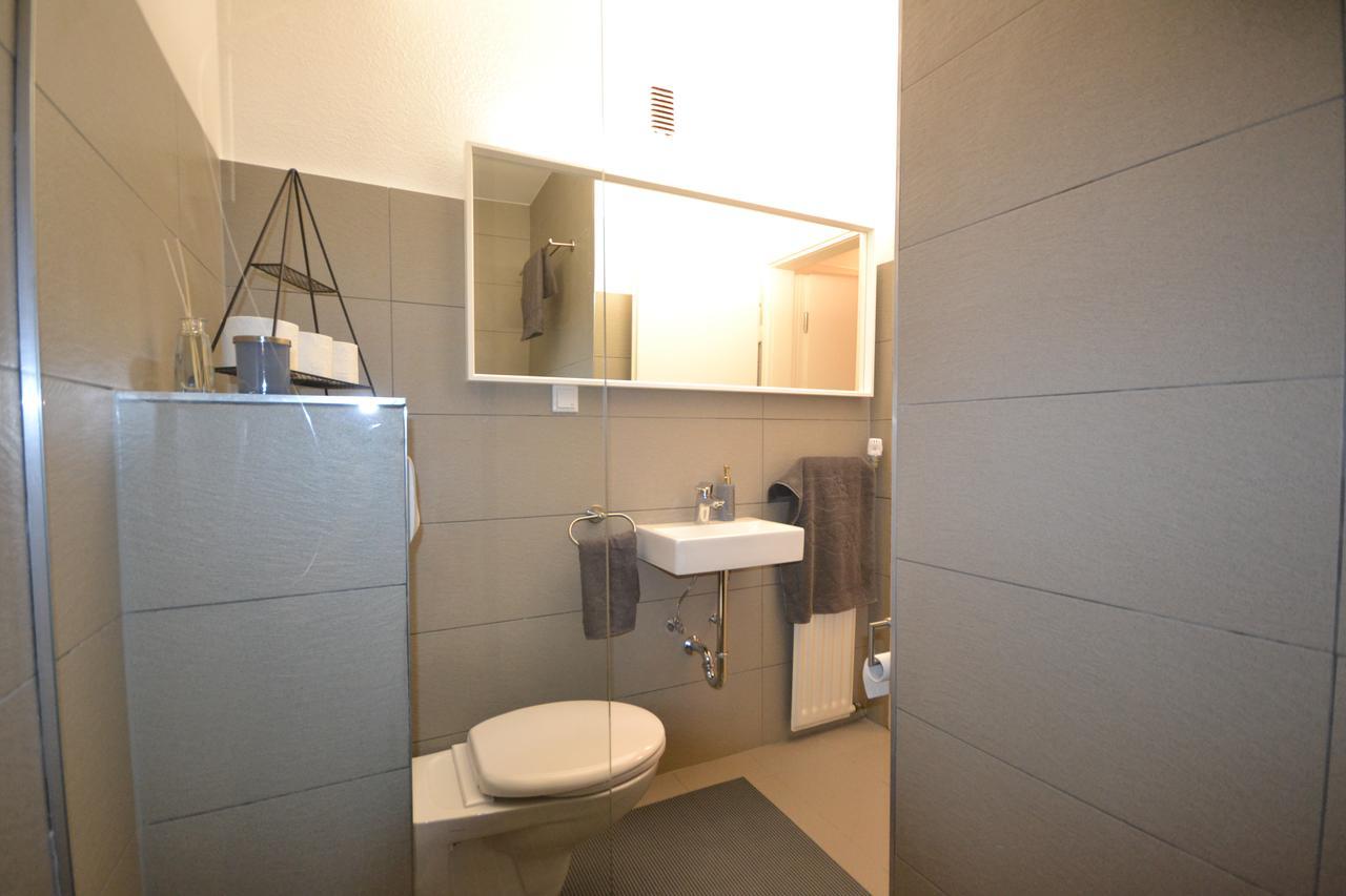 Madame Tower Apartment Cologne