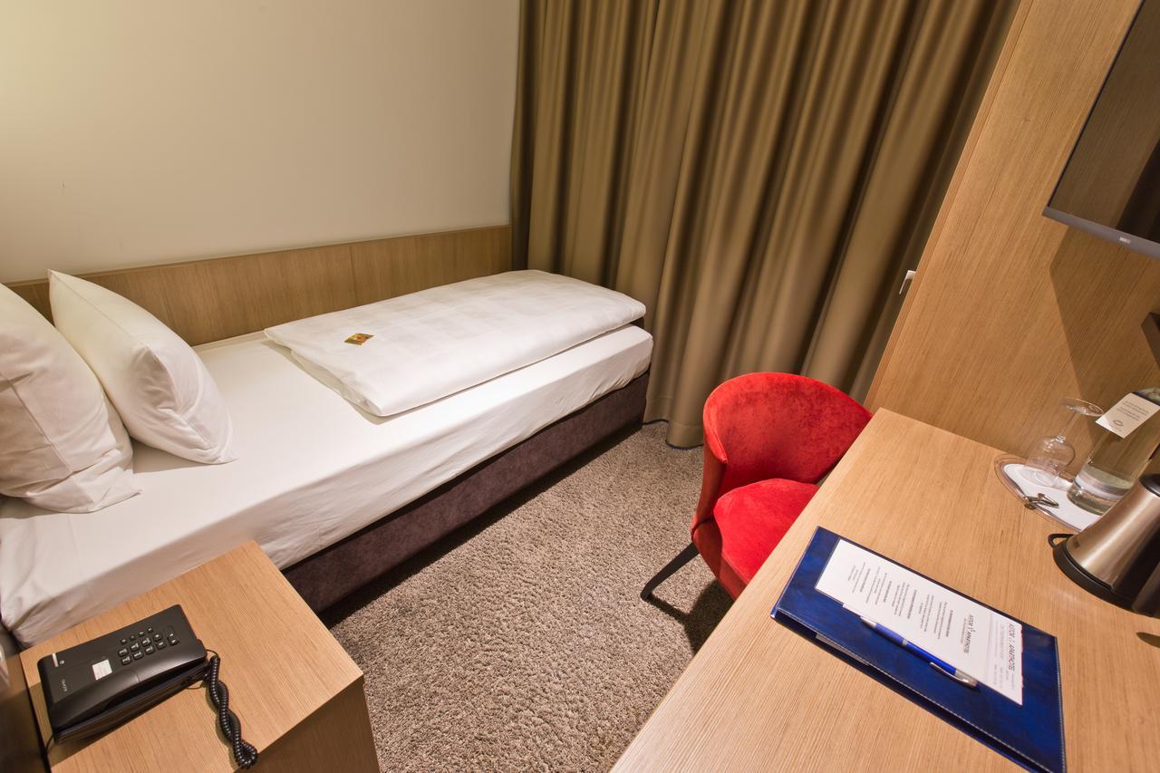 Astor & Hotel 4*