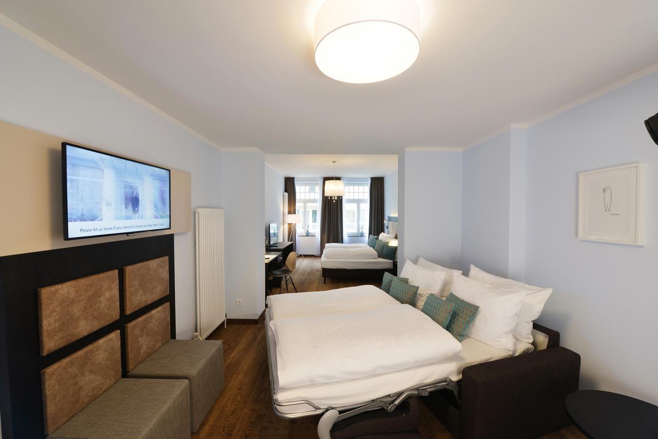 Uhu Gaestehaus Superior Hotel 3*
