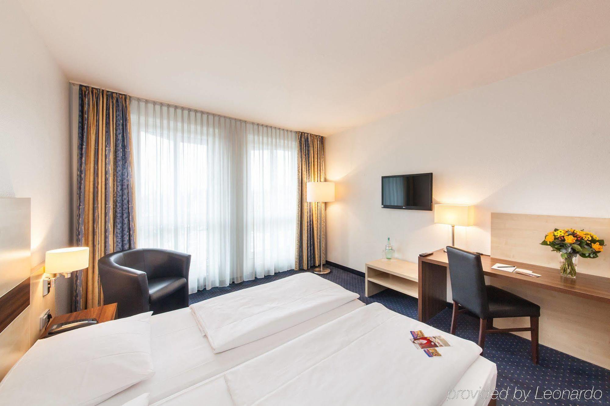 Mercure Airport