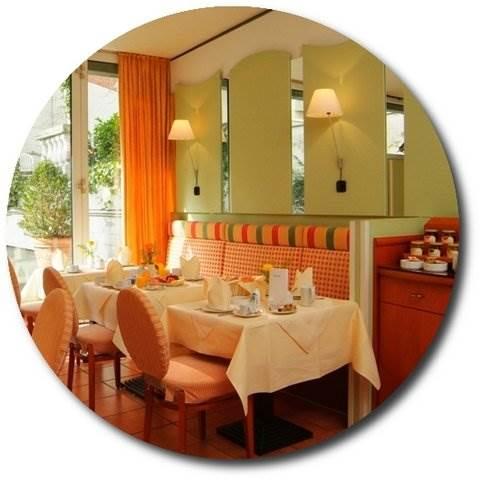 Hotel The Ascot 4*