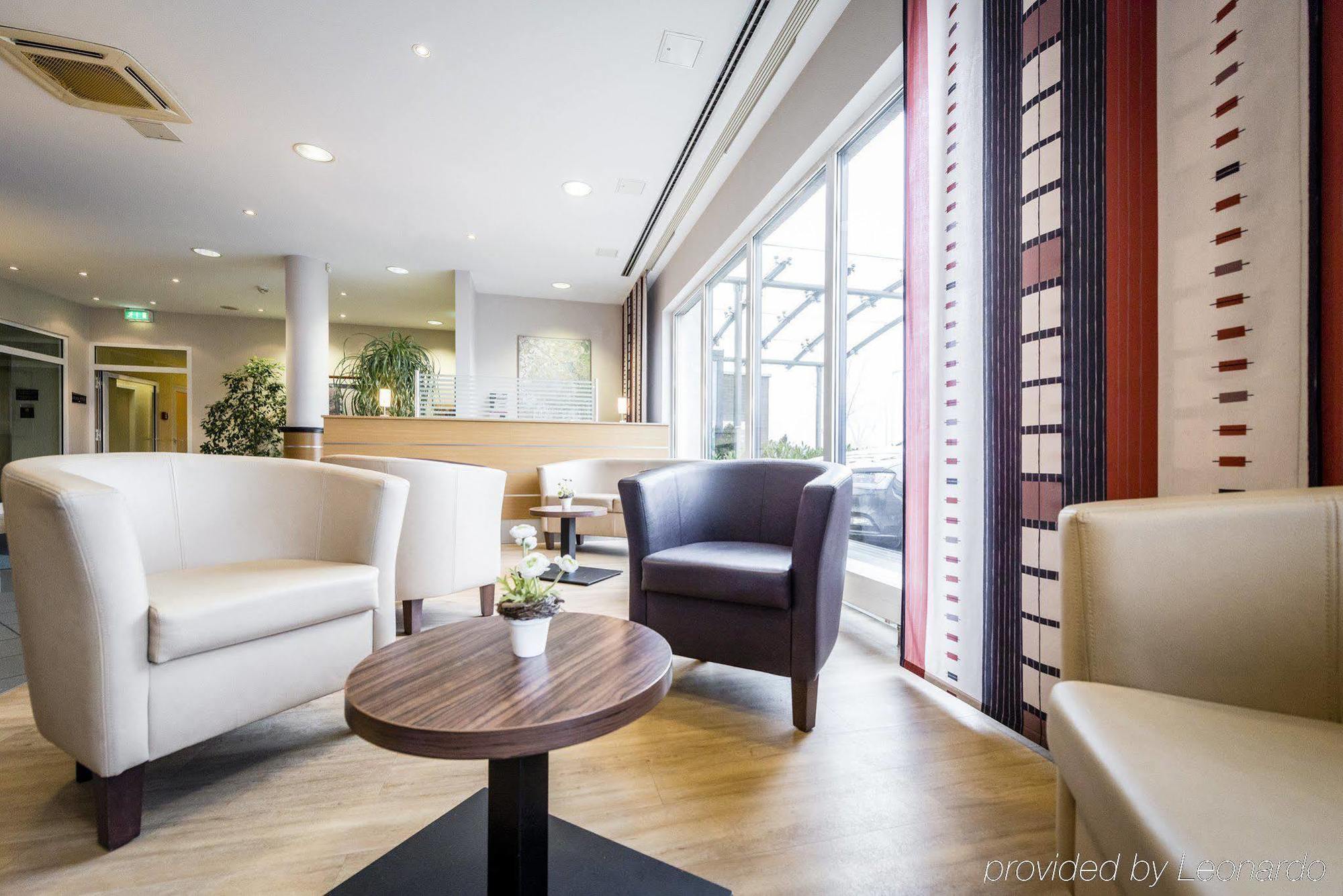Express Muelheim By Ihg Hotel 3*