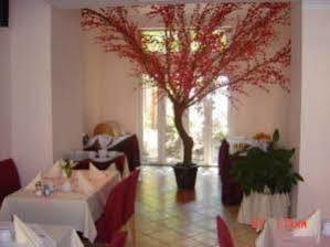 Ariana Hotel