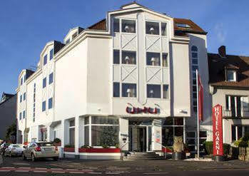 Uhu Gaestehaus Superior Hotel 3*