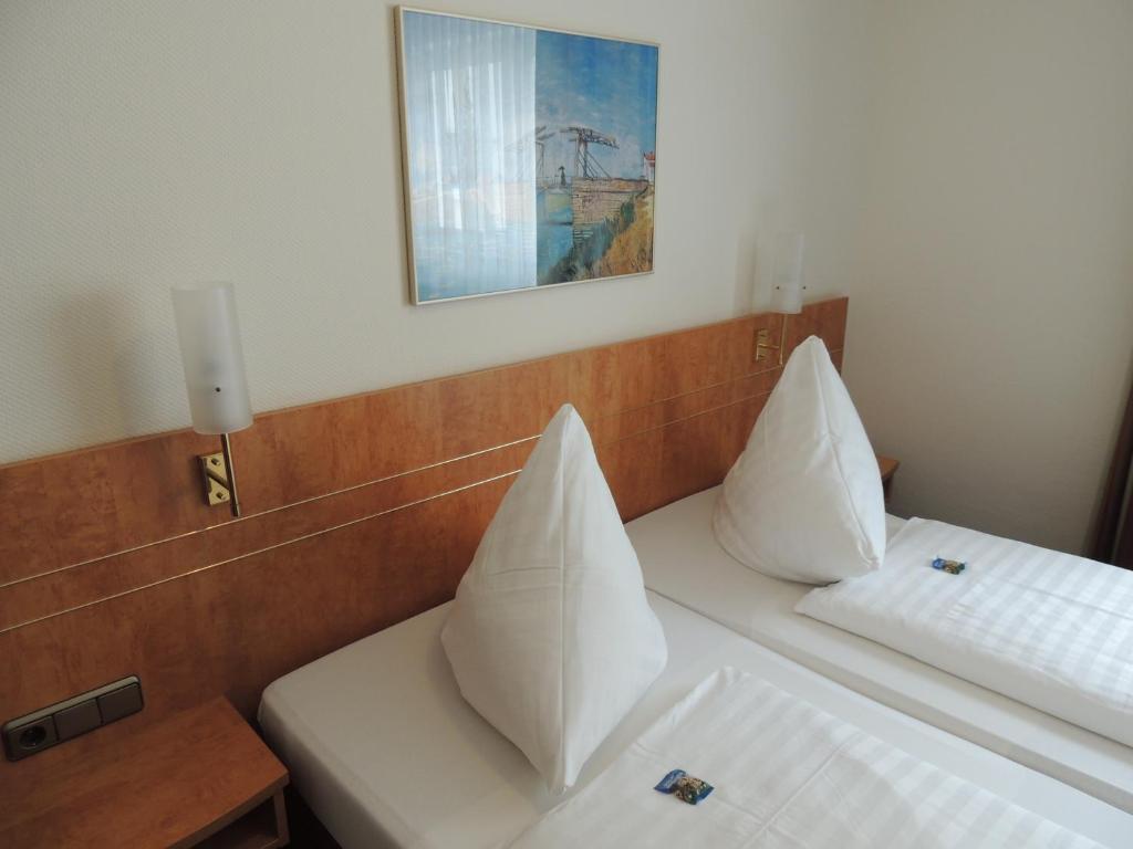 Airport Business Hotel