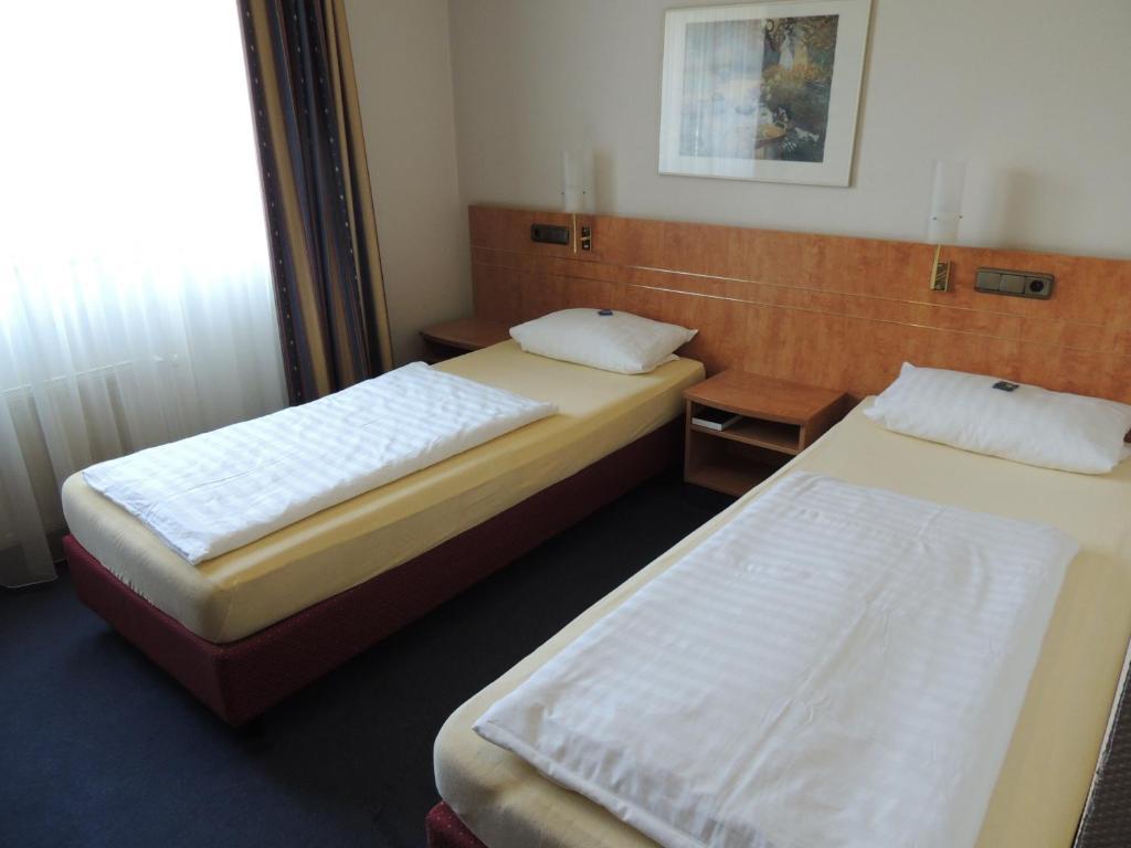 Airport Business 3* Cologne