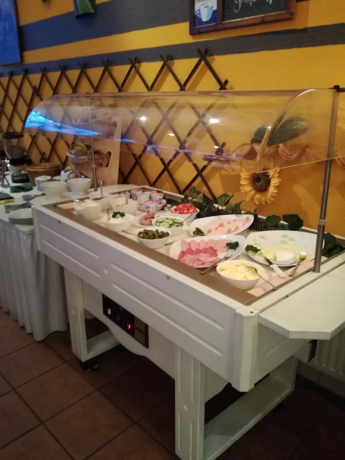 Aaa Budget 3* Colonia