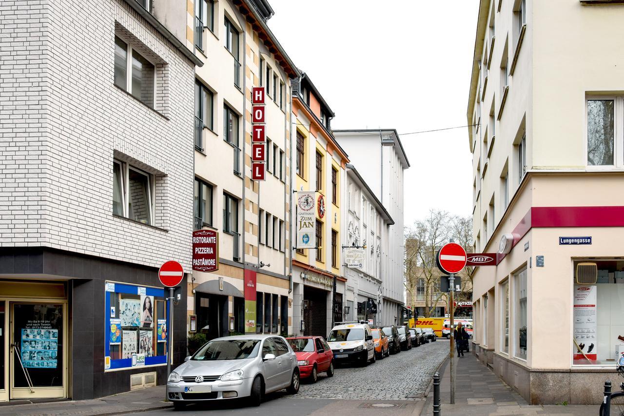 Hotel Altera Pars