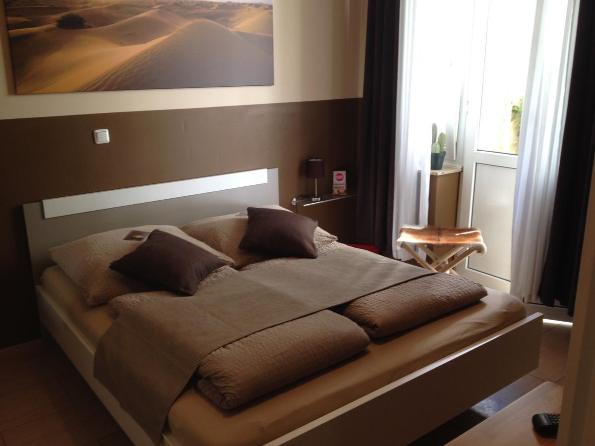 Hotel Sandmanns Am Dom 3*